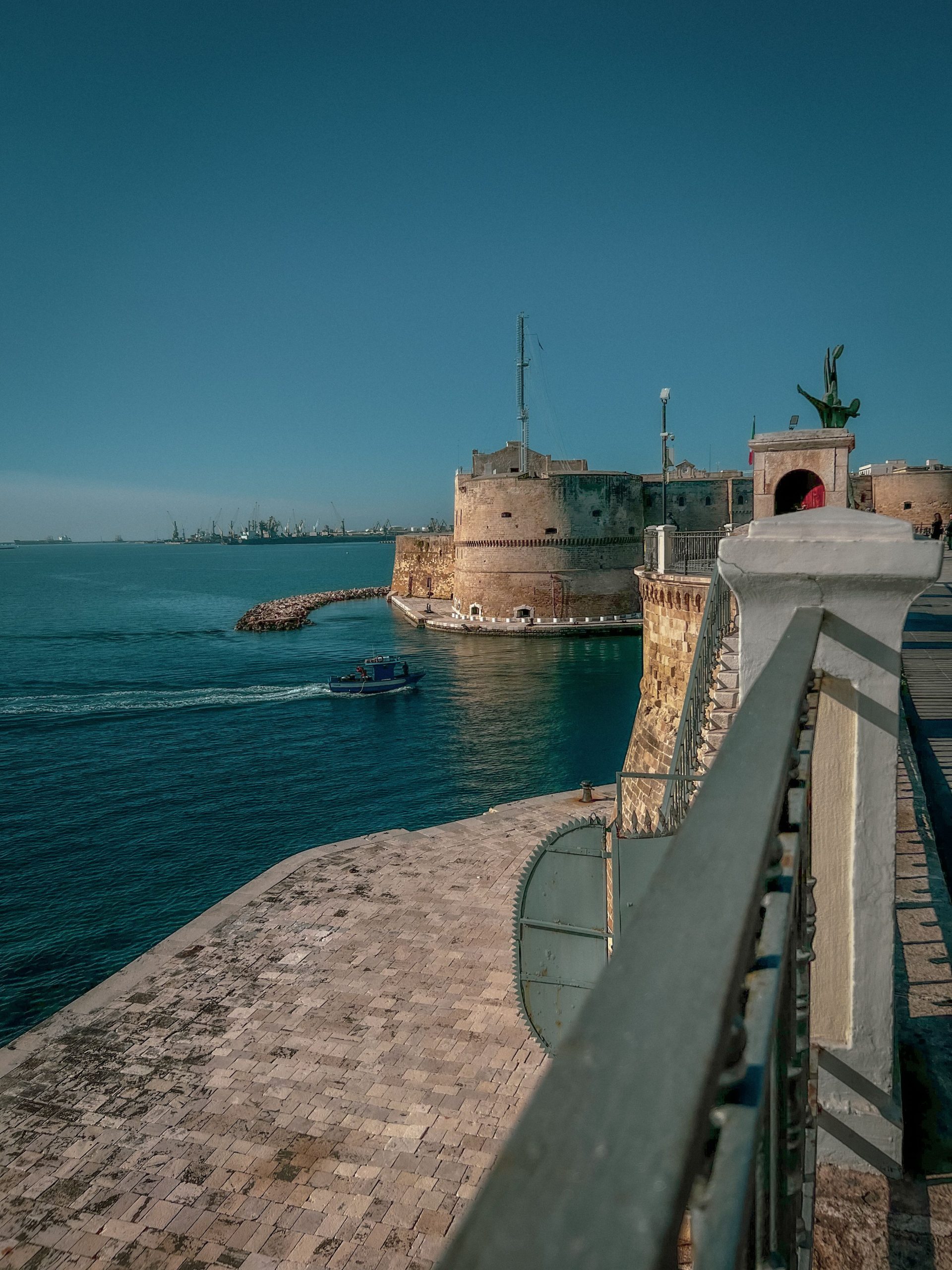 Taranto diventa un laboratorio per una nuova economia urbana: la Giunta regionale approva il programma sperimentale